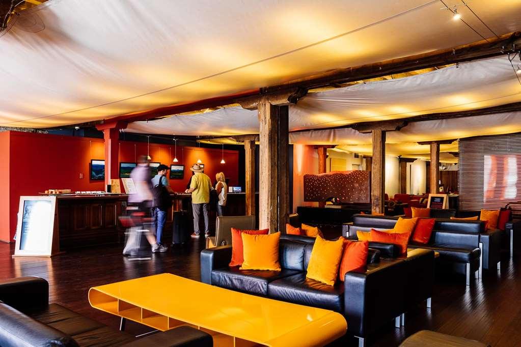 亨利琼斯艺术酒店 霍巴特 外观 照片 The interior of the lounge