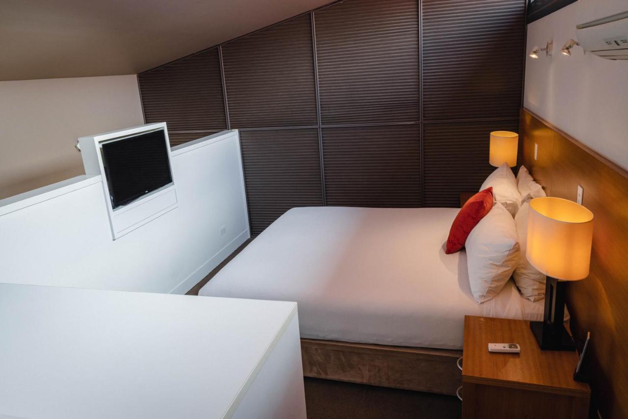 亨利琼斯艺术酒店 霍巴特 外观 照片 A bedroom in a typical apartment