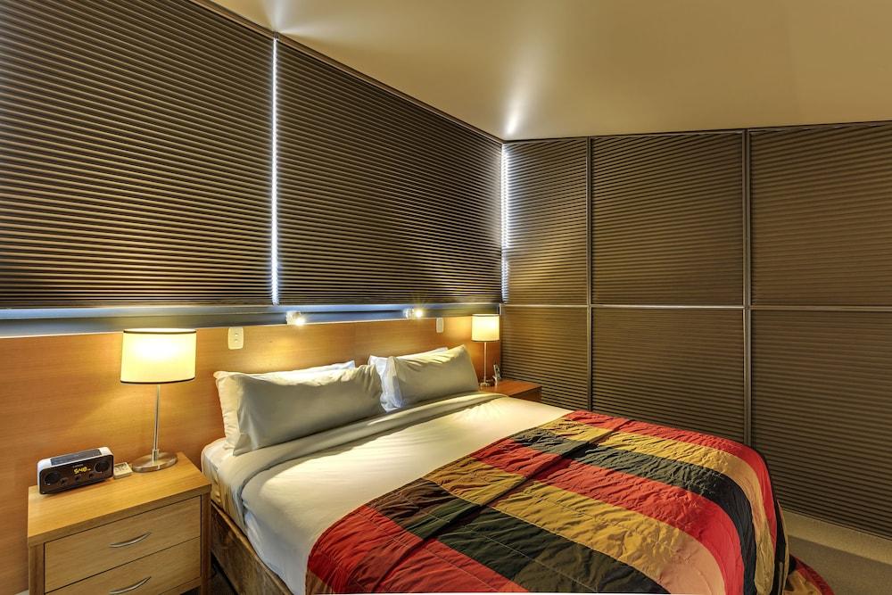 亨利琼斯艺术酒店 霍巴特 外观 照片 Venetian blinds