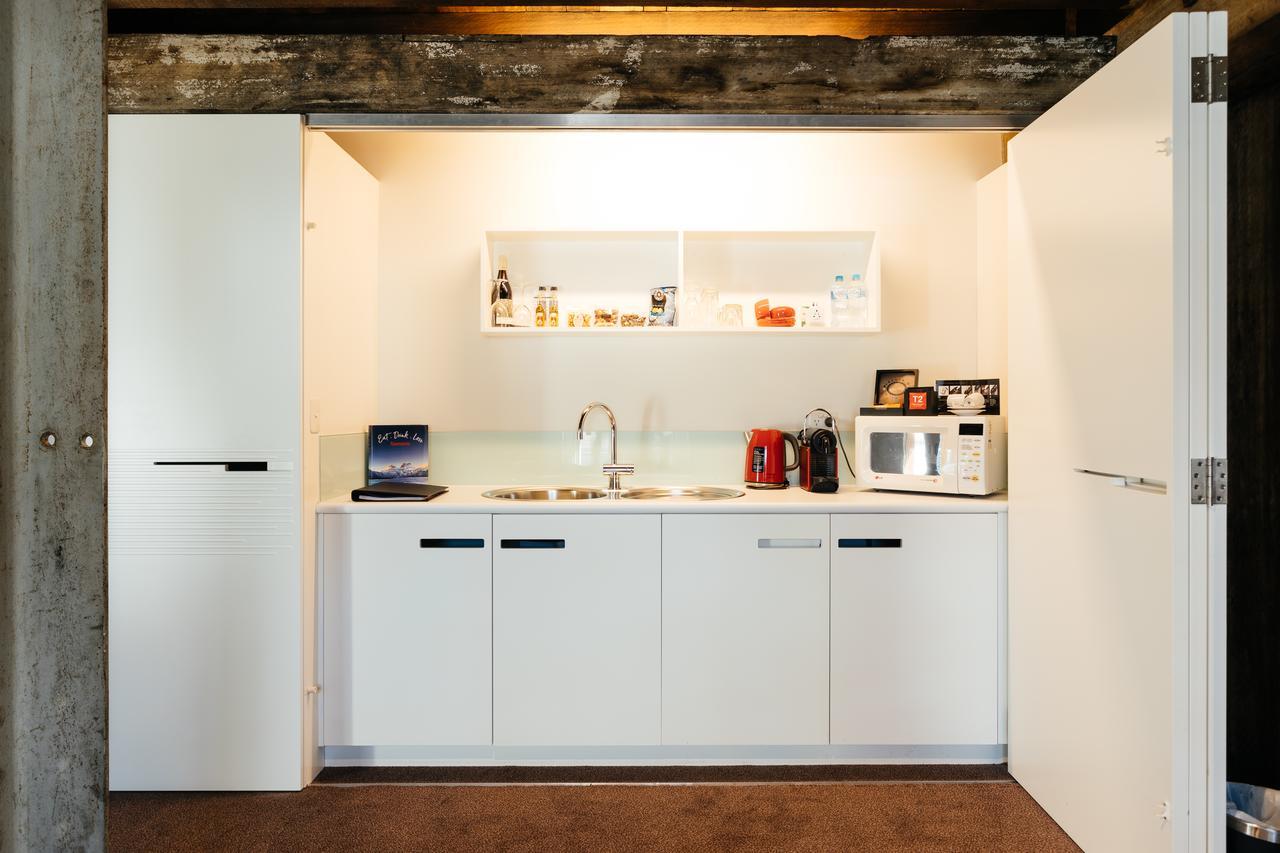 亨利琼斯艺术酒店 霍巴特 外观 照片 A typical kitchenette